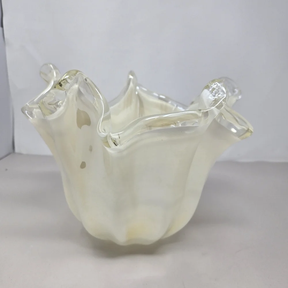 Italian Hand Blown Murano Cream & Clear 11x8 Vintage Beautiful Glass Vase Bowl